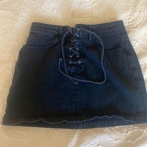 PAC sun mini black denim skirt size 25